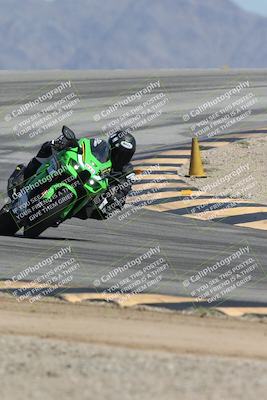 media/Oct-02-2025-Racers Edge (Thu) [[2c91cb6ab3]]/3-B Group/Session 4-Turn 12 (1pm)/